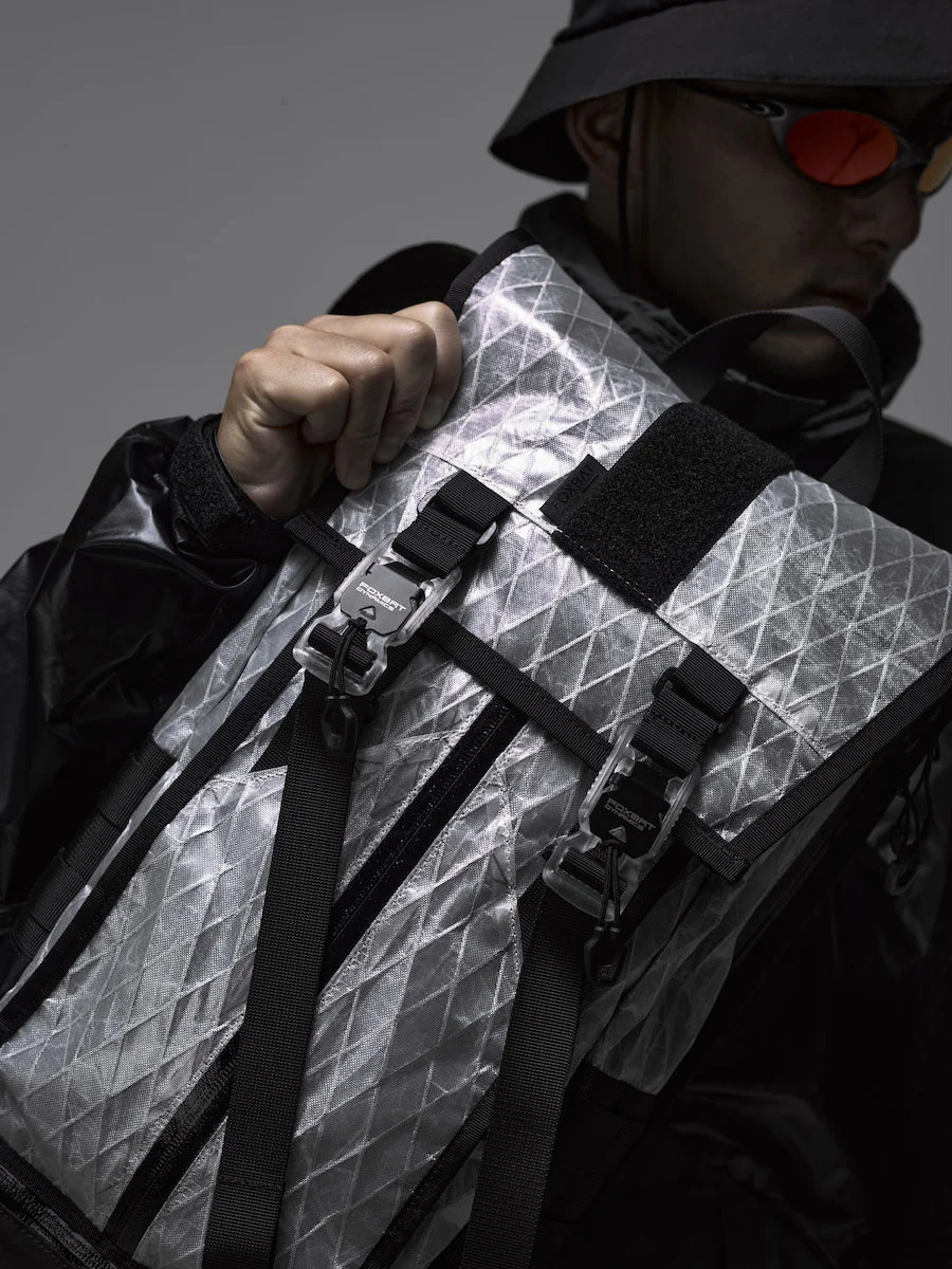 FOXBAT Tsunami Tactical Cyclin - Cycling Commuter Backpack Laptop recension och pris